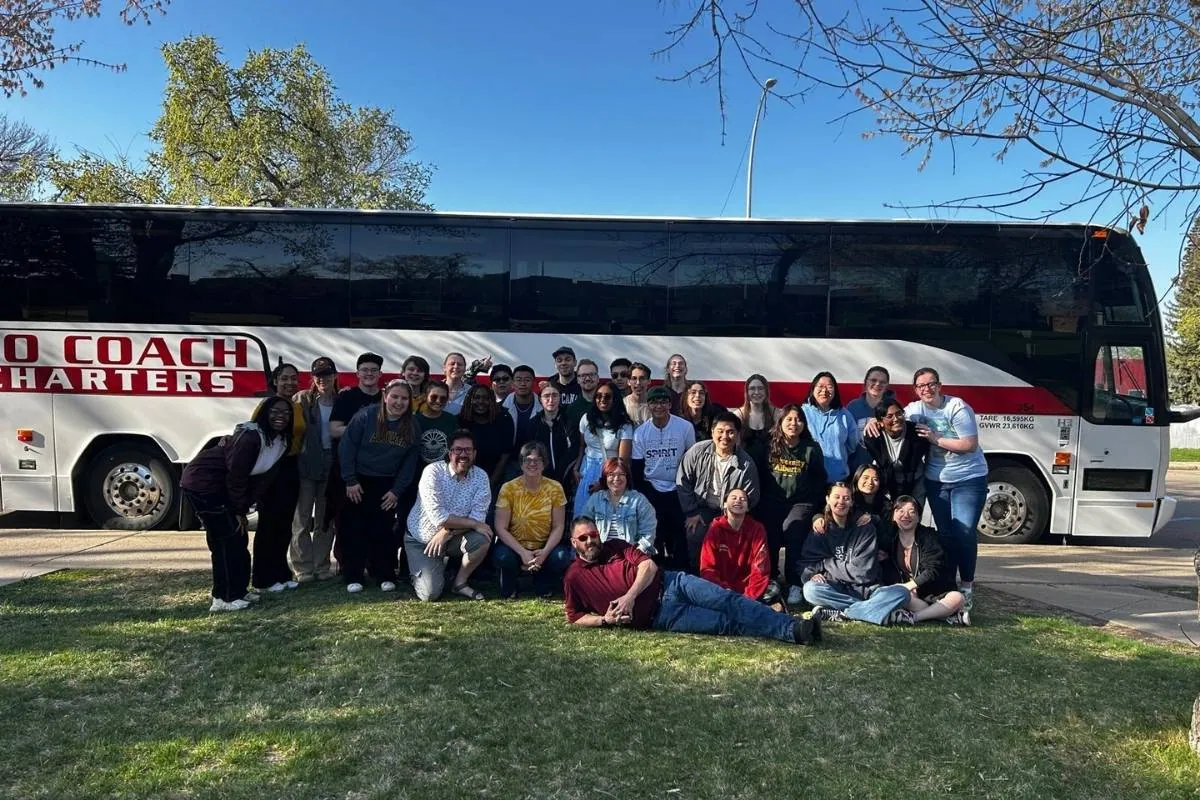 Bus Rental vs Charter Service — What's the Difference? 